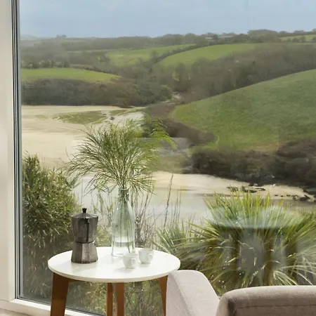 Treheyl, Pentire, Newquay * Newquay (Cornwall)